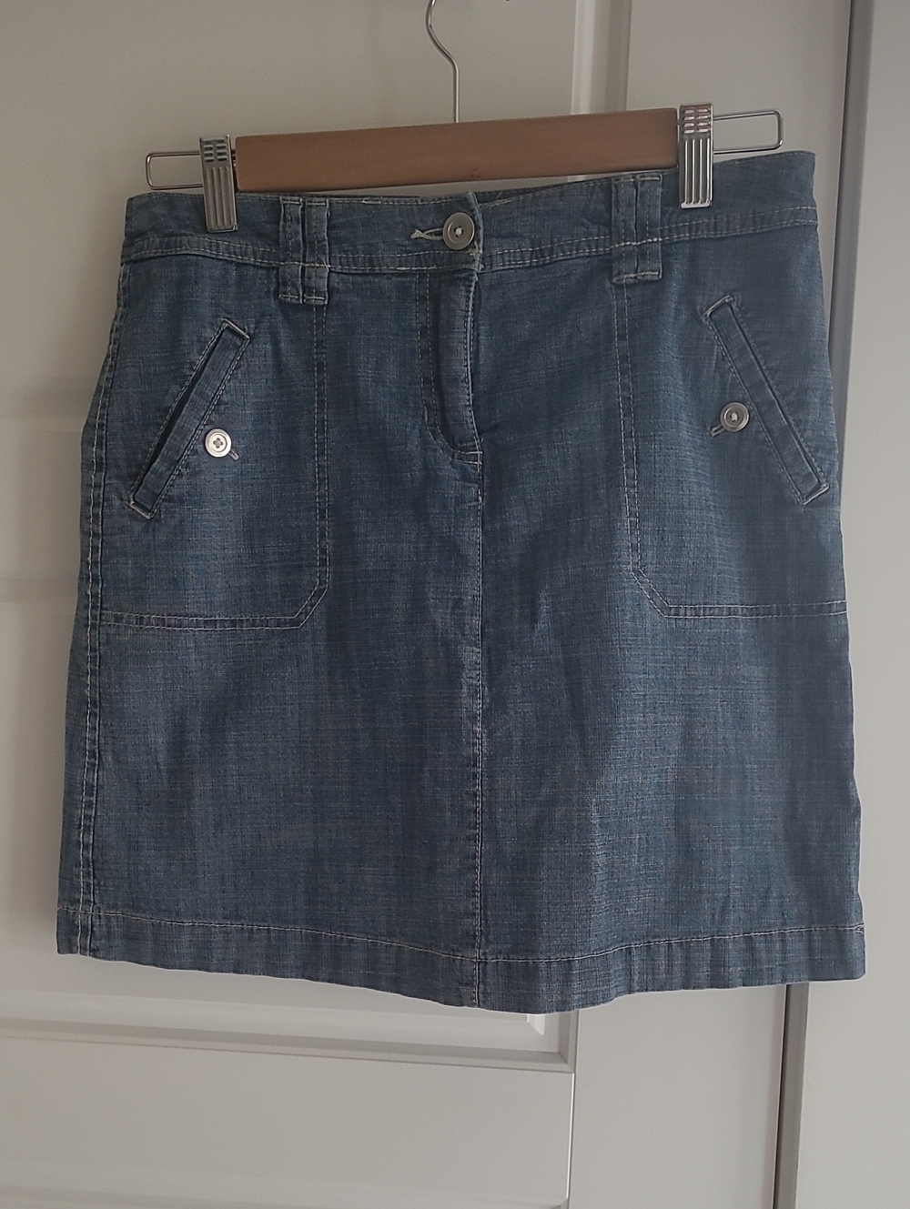 Karen Scott Skort. Size 4 Petite